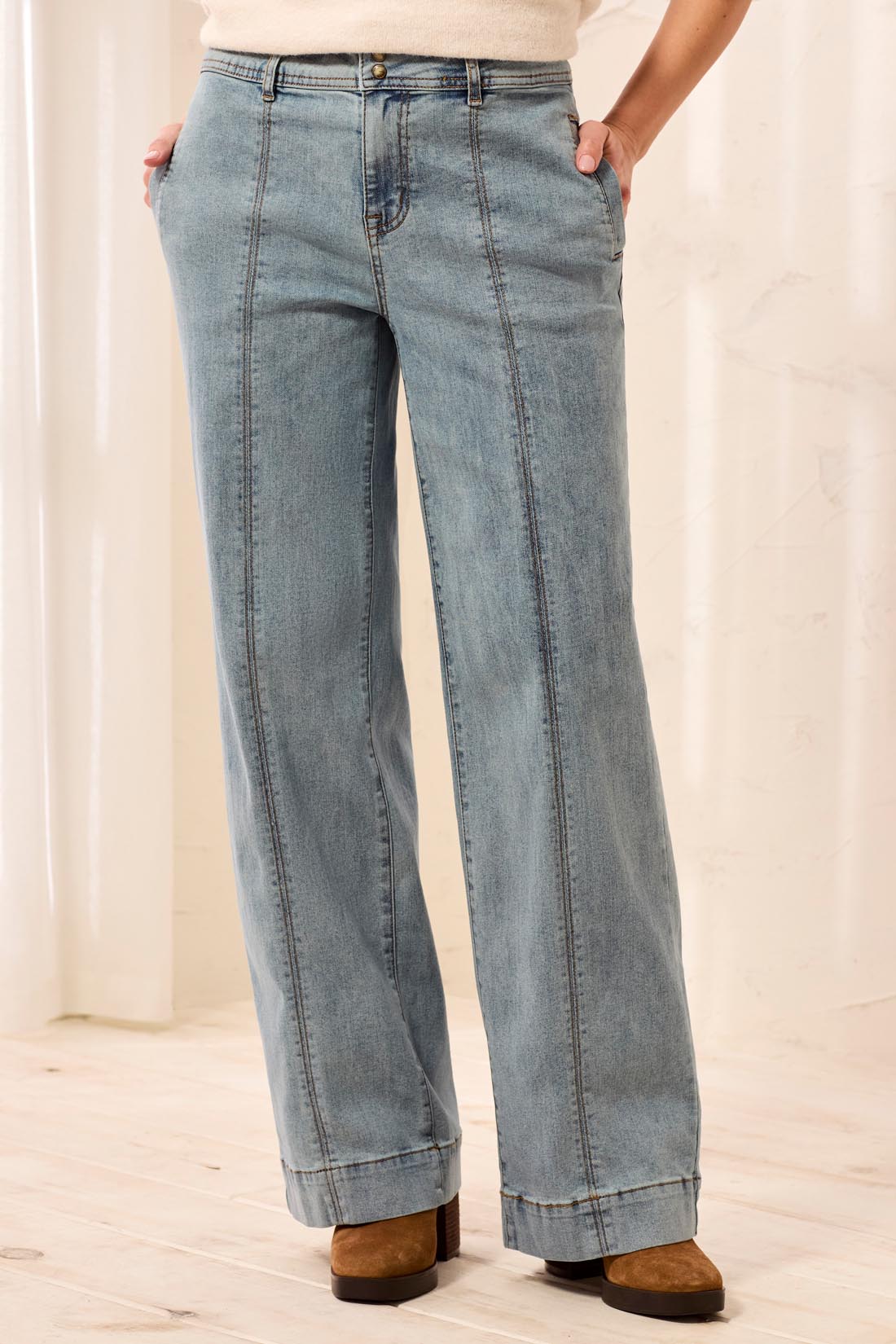 Tribal Audrey Hugging Wide Denim Trouser