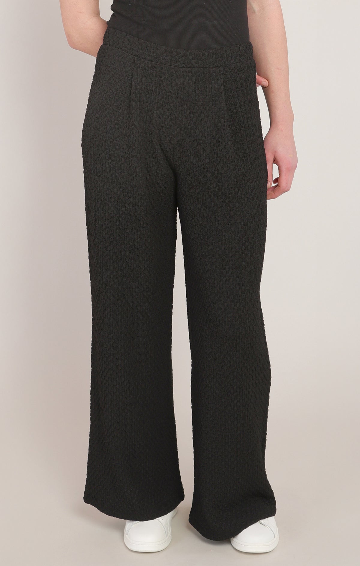 Room 34 Textured Wide Leg Pant