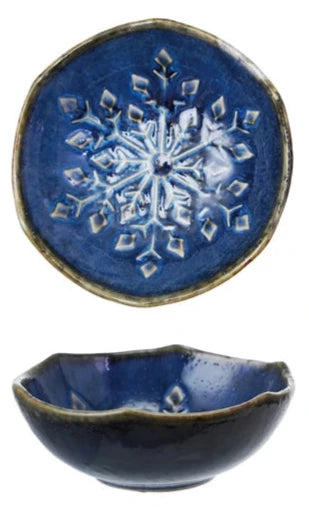 Debossed Stoneware Organic Shaped Bowl