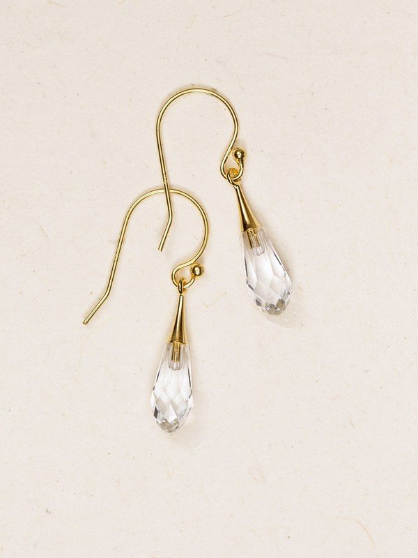 Make a splash with light-catching drops of gorgeous Swarovski crystal. Our striking Rain Drop Earrings glitter with elegance for effortless, all-day style.