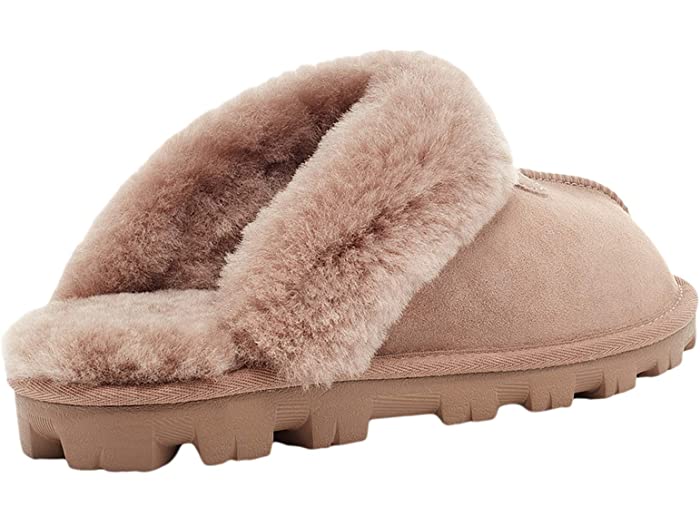 Take your self-care seriously with this slipper. As soft as it is versatile, the Coquette features our soft sheepskin and a lightweight sole that travels both indoors and out with ease. Pair with athleisure basics or a midi skirt and tank for casual daytime wear.  This product was made in a factory that supports women in our supply chain with the help of HERproject, a collaborative initiative that creates partnerships with brands like ours to empower and educate women in the workplace.