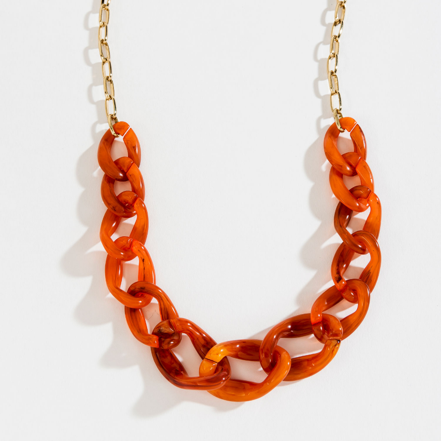 Howards Chunky Curb Chain Necklace Clay