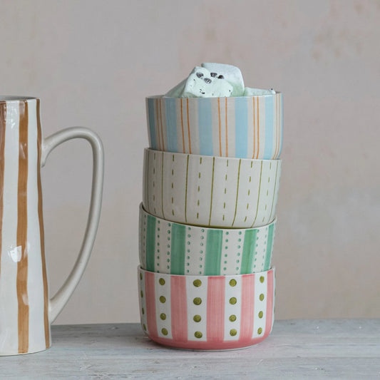 Hand-Painted Stoneware Bowls With Pattern